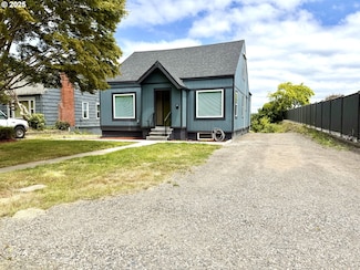 1350 N 8th St, Coos Bay, OR 97420