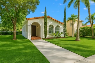 4005 Alhambra Cir, Coral Gables, FL 33146
