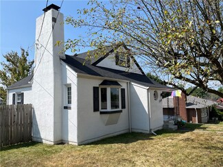 2520 Carl Ave, New Kensington, PA 15068