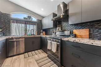 9841 Lenox Crest Place, Las Vegas, NV 89134
