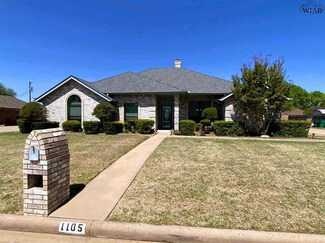 1105 Pheasant Ln, Burkburnett, TX 76354