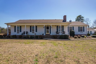 280 Saint Rd, Beech Bluff, TN 38313