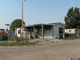 41 Crow St, Riverton, WY 82501