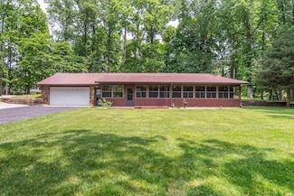 3260 E Mattatha Dr, Bloomington, IN 47401