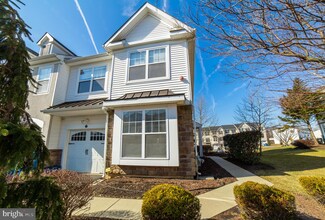 22 Old Cedarbrook Rd Unit 206, Wyncote, PA 19095