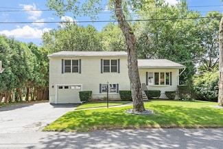 39 Rustic Dr, Leominster, MA 01453
