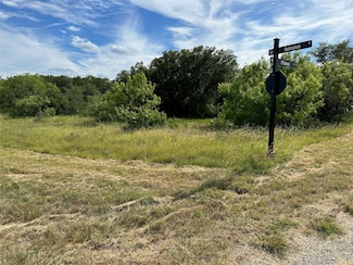 863 Pitchpole Cir, Brownwood, TX 76801