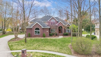 1312 Woodview Ct, Midland, MI 48642