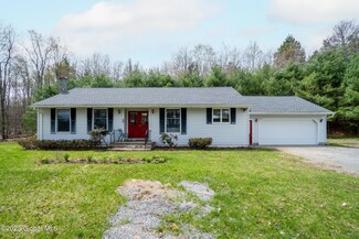 123 Fox Rd, Middle Grove, NY 12850