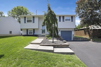 2253 Topaz Dr, Grove City, OH 43123