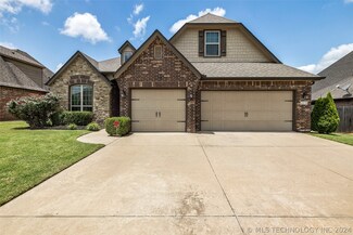 6010 S 13th Place, Broken Arrow, OK 74011