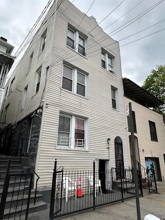 1466 Needham Ave, Bronx, NY 10469