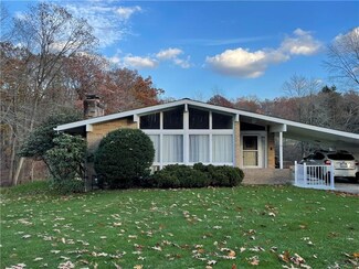 681 Bullcreek Rd, Butler, PA 16002