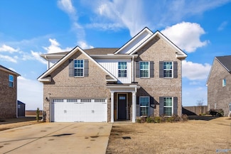 24454 Beacon Cir, Athens, AL 35613