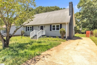 15 La Juan Dr, Greenville, SC 29617