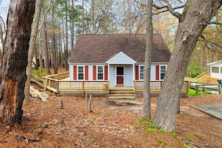 11112 Timonium Dr, Chester, VA 23831