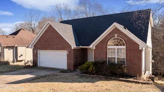 6202 Whispering Hills Blvd, Louisville, KY 40219