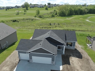 309 Highlands Ave, Zumbrota, MN 55992