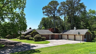 2625 Solitude Rd, Albertville, AL 35950