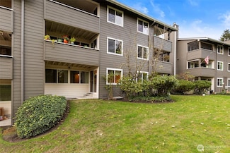 20026 Vikings Crest NE Unit 1-102, Poulsbo, WA 98370