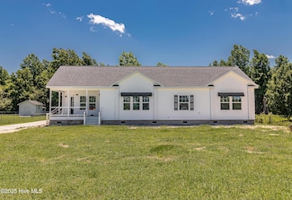 2283 Blackhawk Dr, Farmville, NC 27828