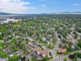 844 W Cliff Dr Unit 303, Spokane, WA 99204