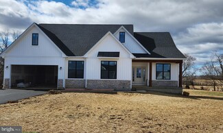 55 Dryfork Ln, Harpers Ferry, WV 25425