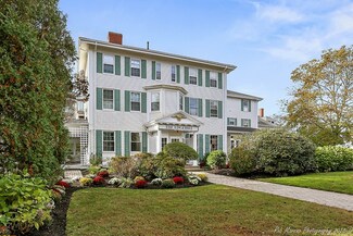 295 Nahant Rd Unit B6, Nahant, MA 01908