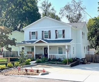 2711 Sharondale Ct, Nashville, TN 37215