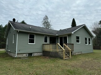 8704 Osmo St, Kaleva, MI 49645
