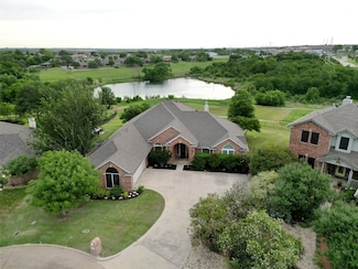 7300 Bishop Ct, Fort Worth, TX 76179