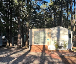 613 5th Ave S, Myrtle Beach, SC 29577