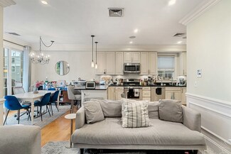 192 W 6th St Unit 2, Boston, MA 02127