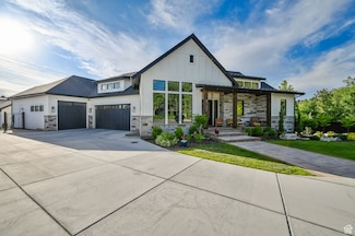 8122 S Willow Creek Cove, Cottonwood Heights, UT 84093