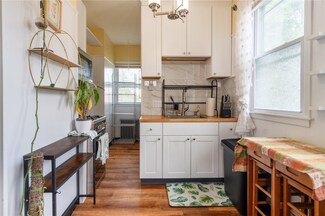 730 Charles St, Providence, RI 02904