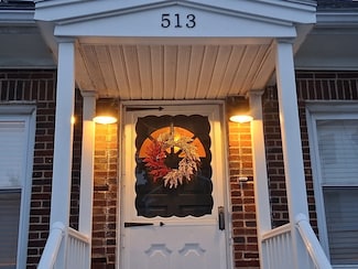 513 Washington Ave, Chelsea, MA 02150