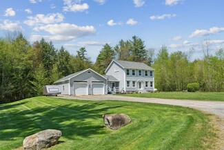 10 Carlson Dr, Manchester, ME 04351