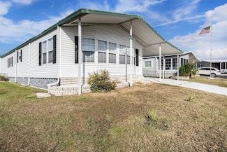 37617 Amigo Dr, Zephyrhills, FL 33541