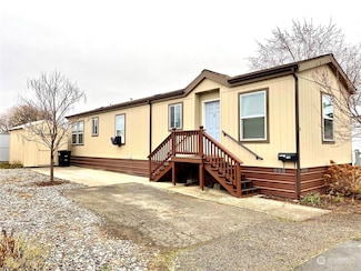 1205 Arkansas Dr, Walla Walla, WA 99362
