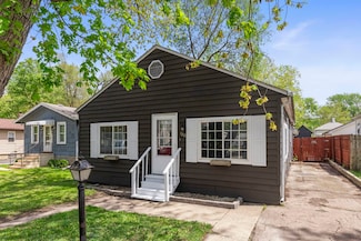 120 Anderson Ave, Joliet, IL 60433