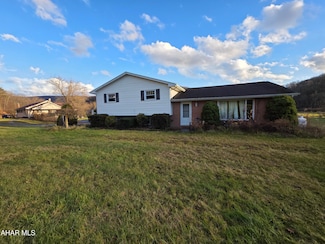 140 Swinging Bridge Rd, Hollidaysburg, PA 16648