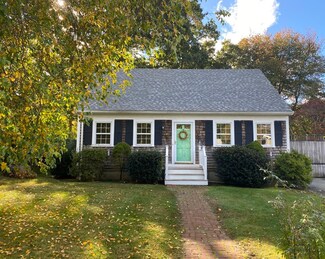 26 Nimitz St, North Dartmouth, MA 02747