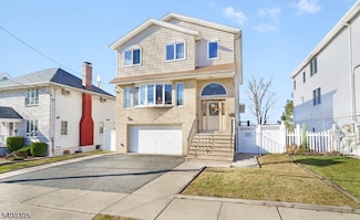 17 Pleasant Place, Kearny, NJ 07032