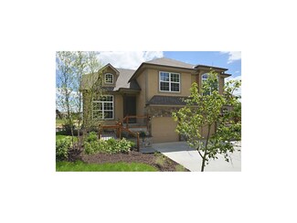 8521 N Woodland Ct, Kansas City, MO 64155