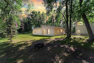 5043 Crow Wing Lake Rd, Fort Ripley, MN 56449