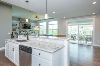 132 Orchard Trail, Norwalk, IA 50211