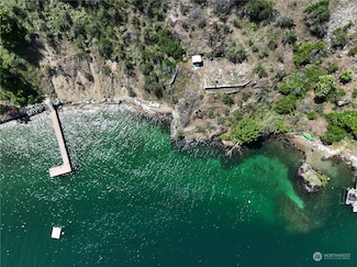 18700 S Lakeshore Rd, Chelan, WA 98816