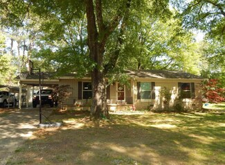 411 Sunset Dr, Heber Springs, AR 72543