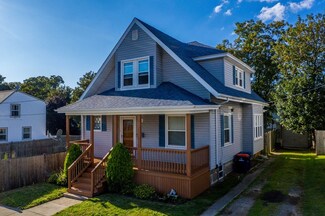 79 Topham St, New Bedford, MA 02746