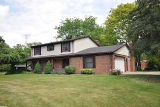71800 Coon Creek Rd, Armada, MI 48005